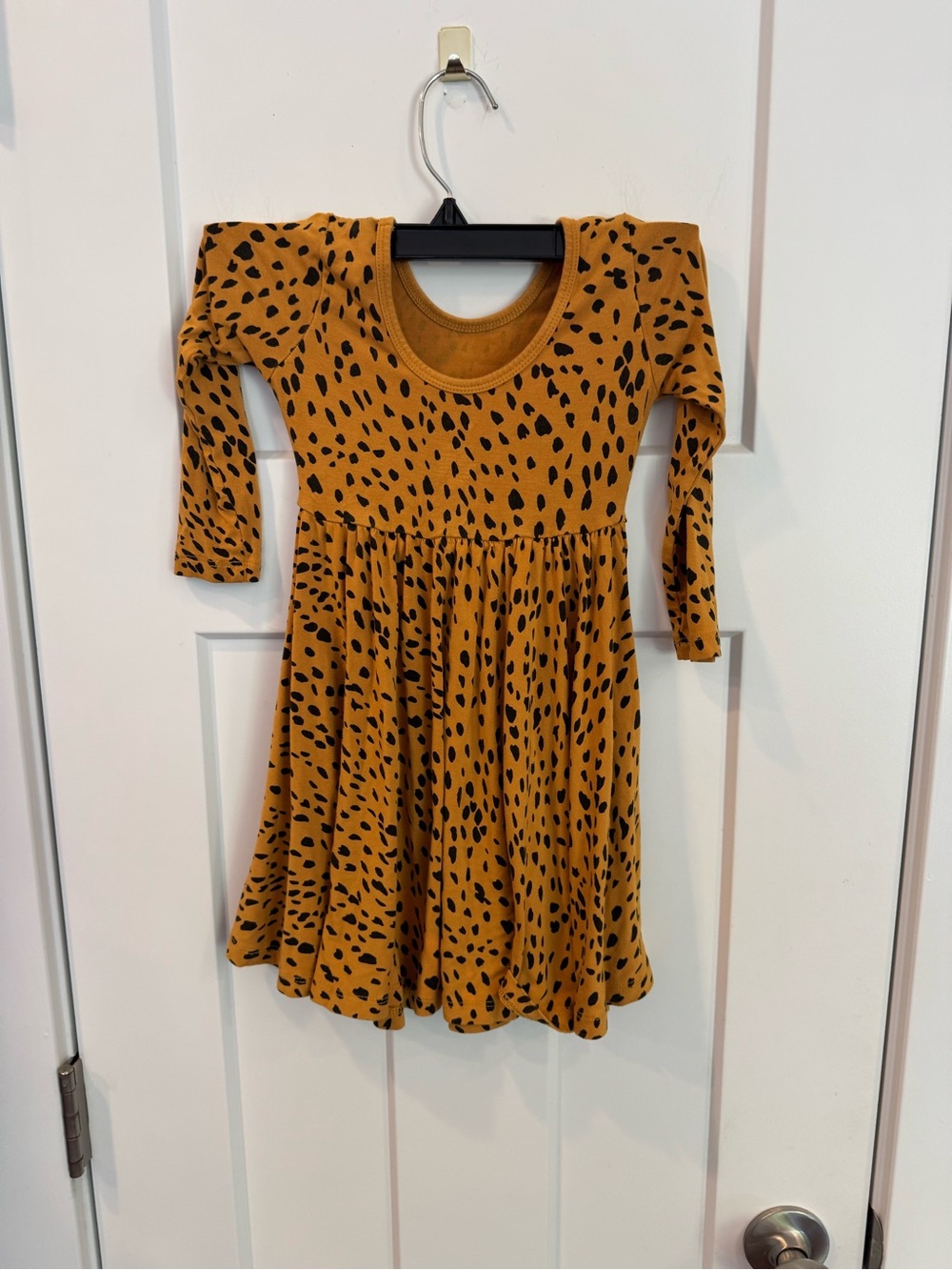 Dress - Picture 2 of 3